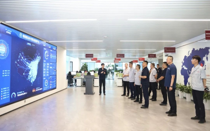 迁安市九江煤炭储运有限公司总经理缪汝学一行到尊龙凯时人生就是搏集团座谈交流