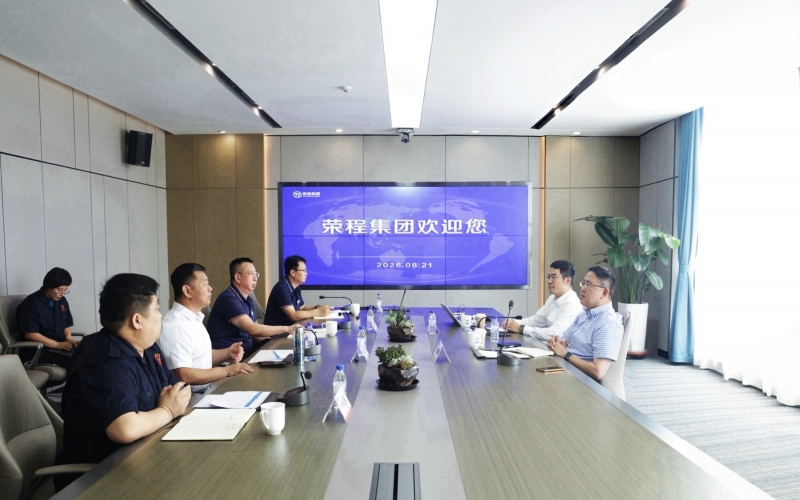 佛吉亚氢能中国区总经理潘锋一行到尊龙凯时人生就是搏集团座谈交流